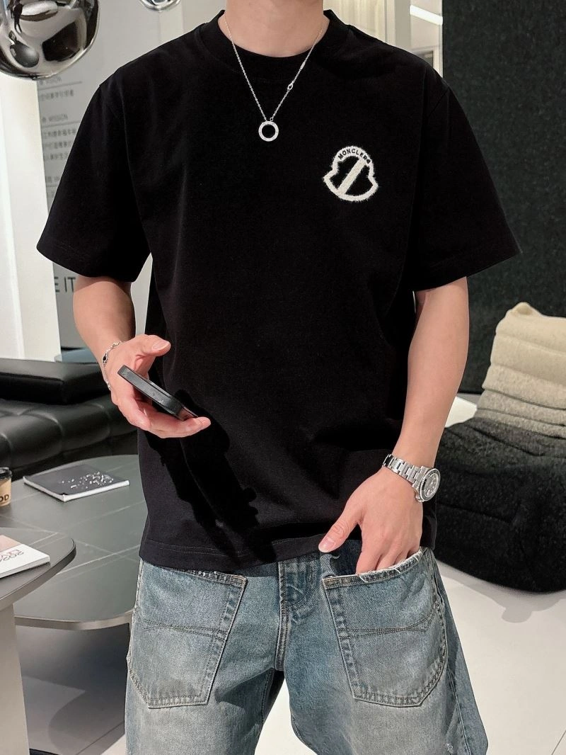 Moncler T-Shirts Premium 140457