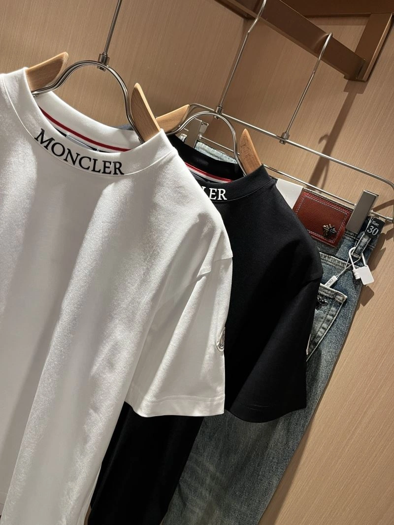 Moncler T-Shirts GoAnywhere 140459