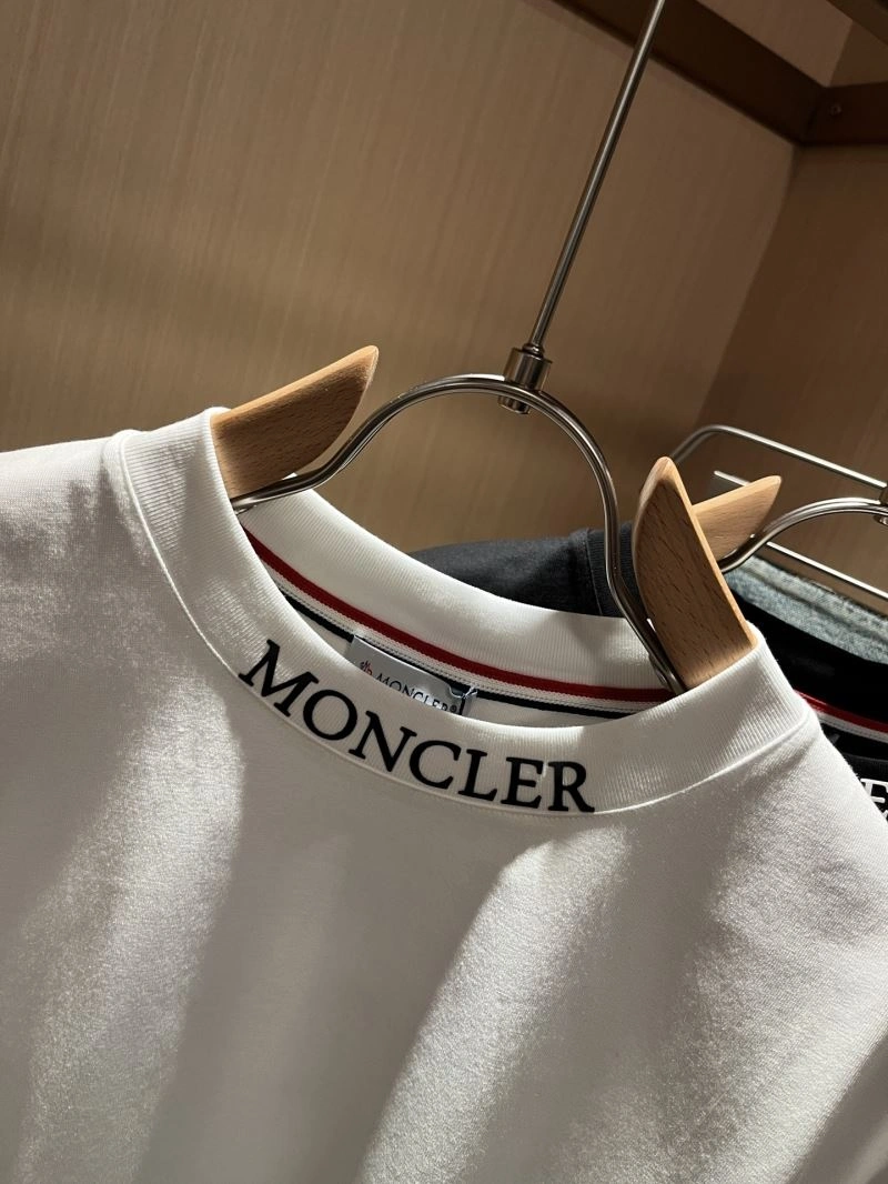 Moncler T-Shirts GoAnywhere 140459