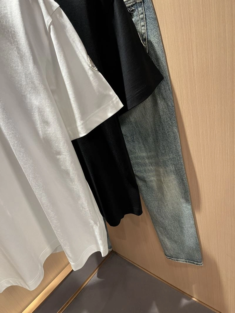 Moncler T-Shirts GoAnywhere 140459