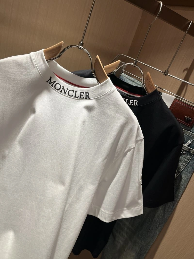 Moncler T-Shirts GoAnywhere 140459