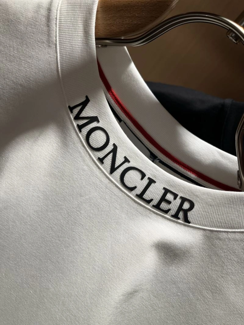 Moncler T-Shirts GoAnywhere 140459