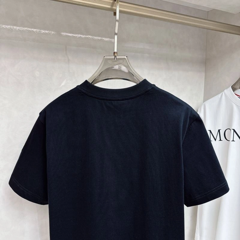 Unique Moncler T-Shirts 140464