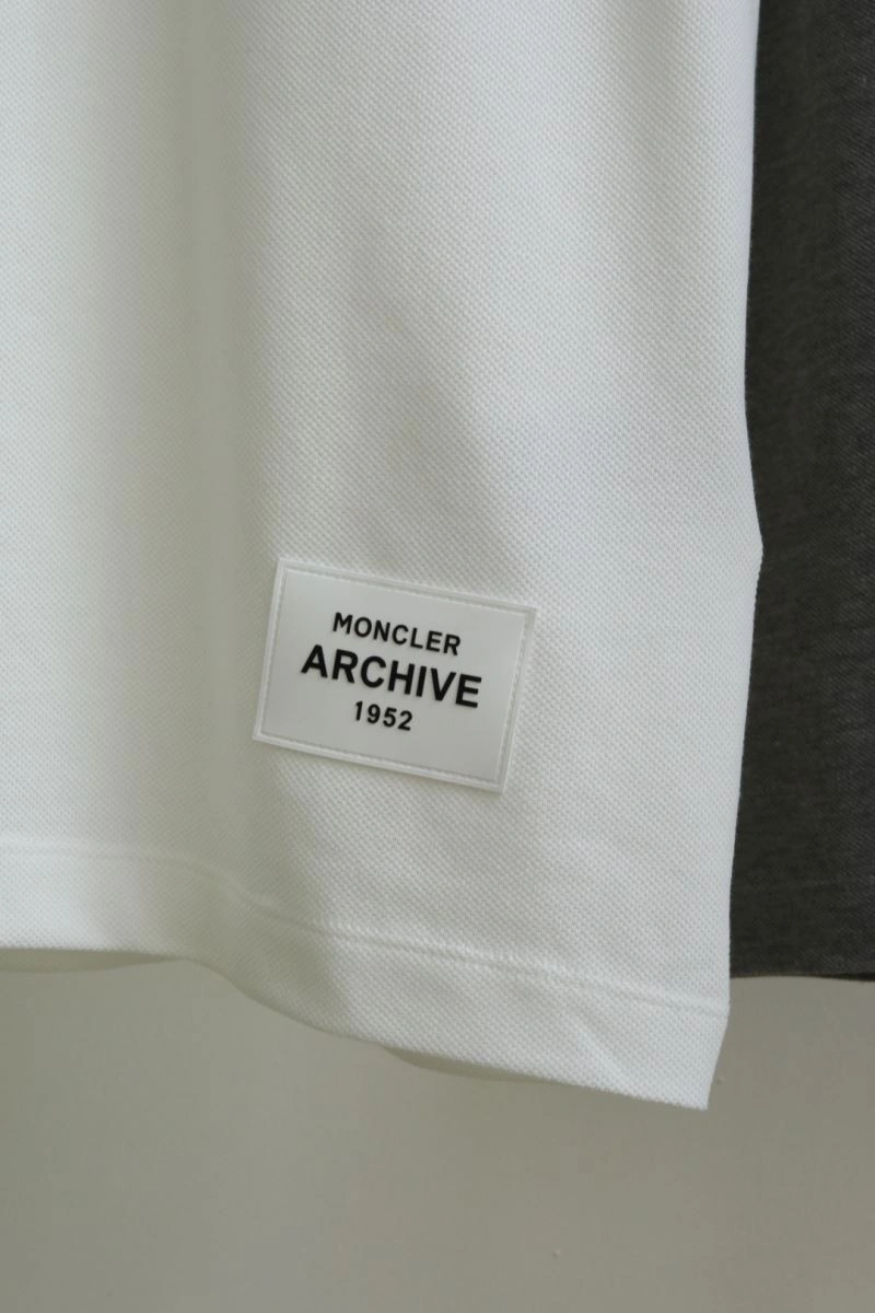 Moncler T-Shirts SunProtective 140458