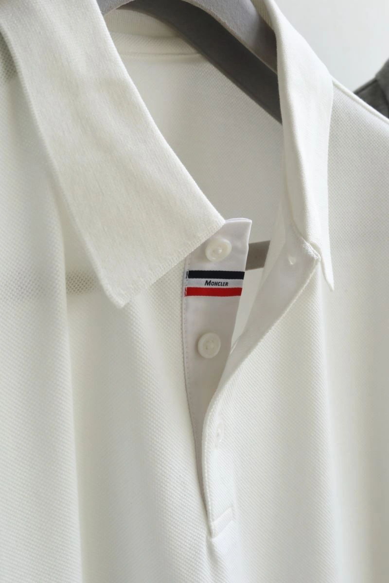 Moncler T-Shirts SunProtective 140458