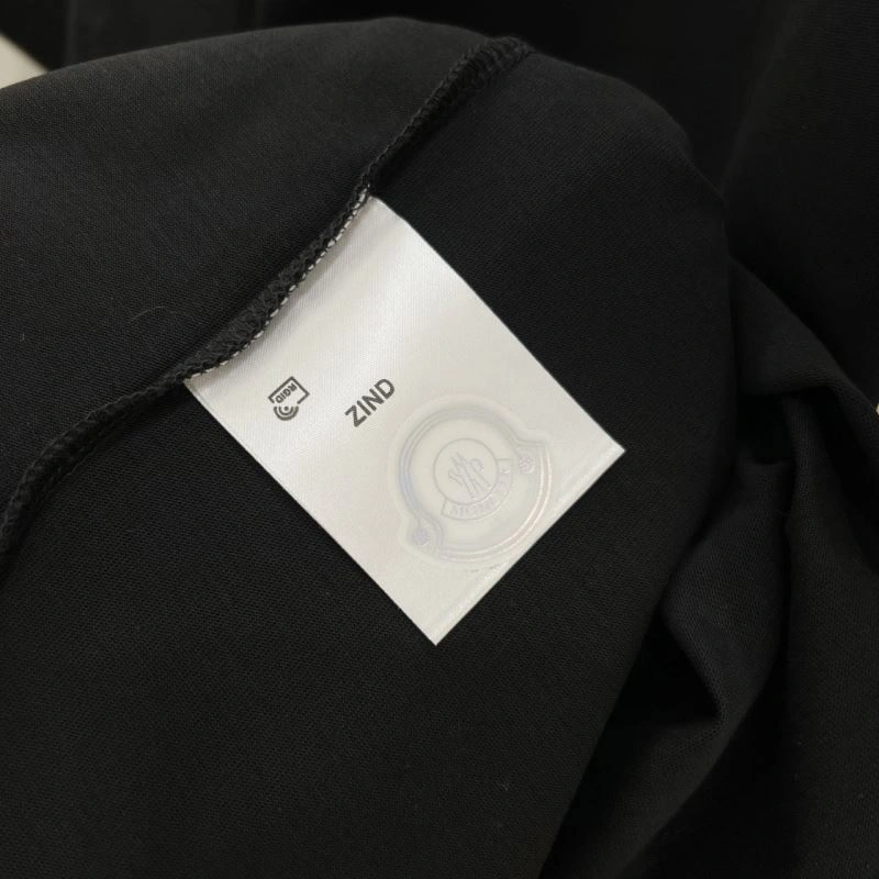 Moncler T-Shirts MoistureWicking 140450