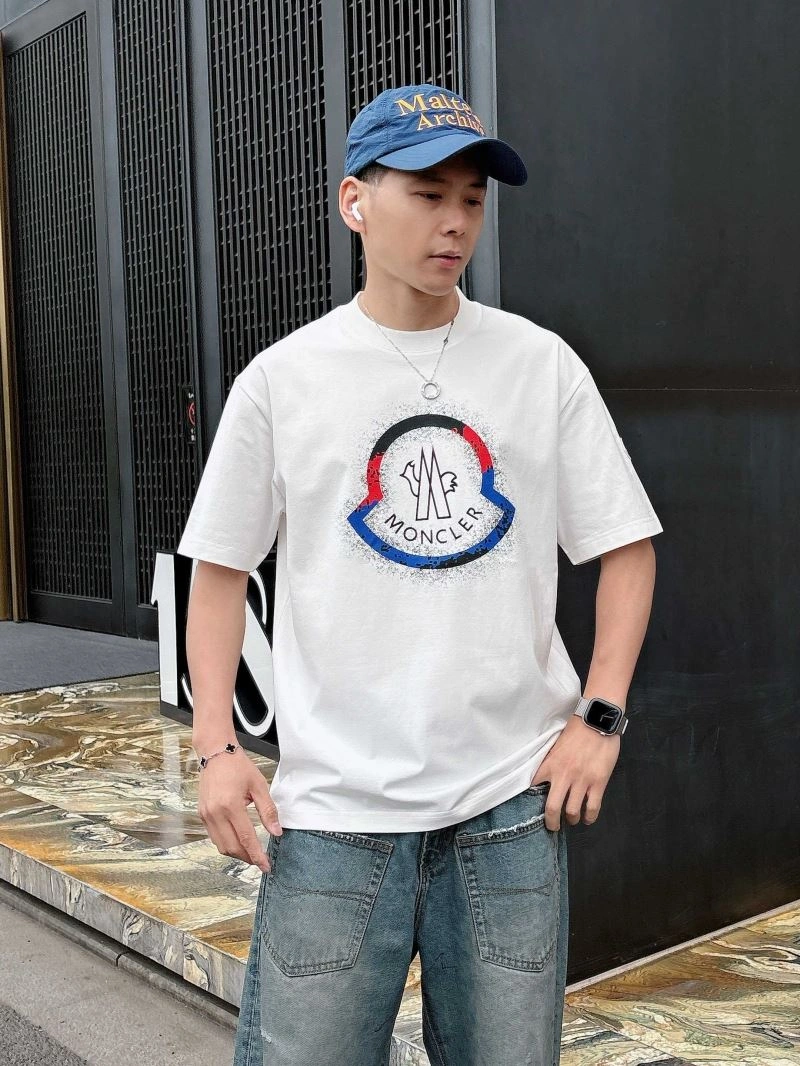 Moncler T-Shirts Trendsetting 140446