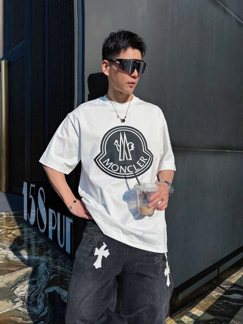 Trendsetting Moncler T-Shirts 140444