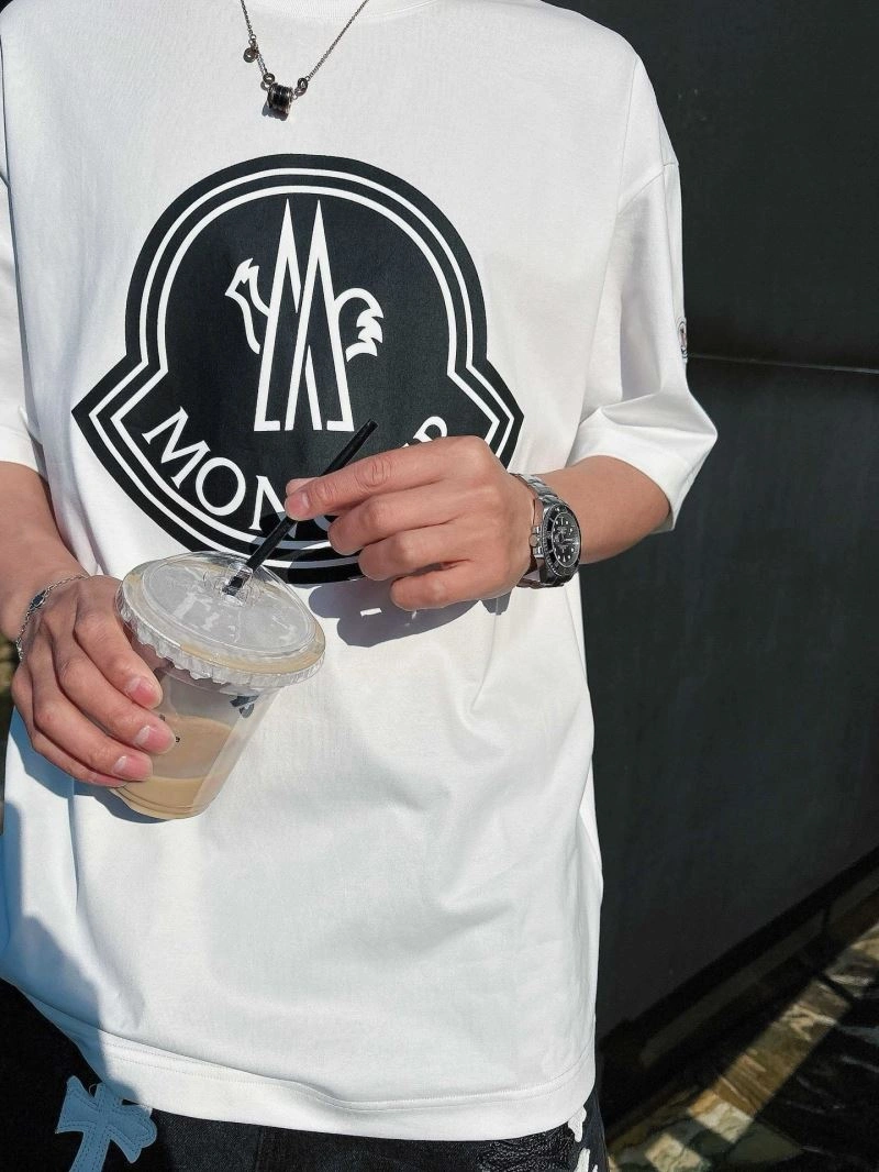 Trendsetting Moncler T-Shirts 140444