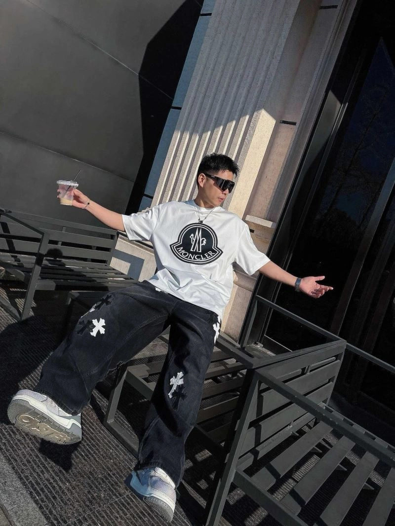 Trendsetting Moncler T-Shirts 140444