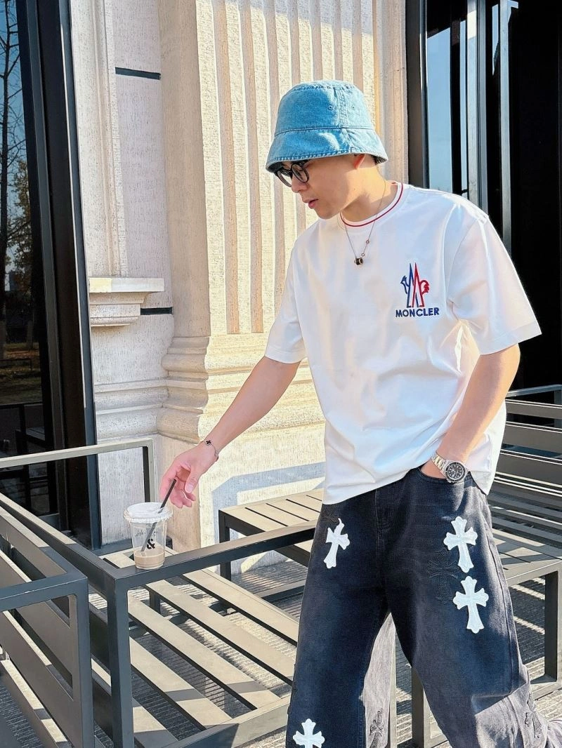 Moncler T-Shirts SoftTouch 140439