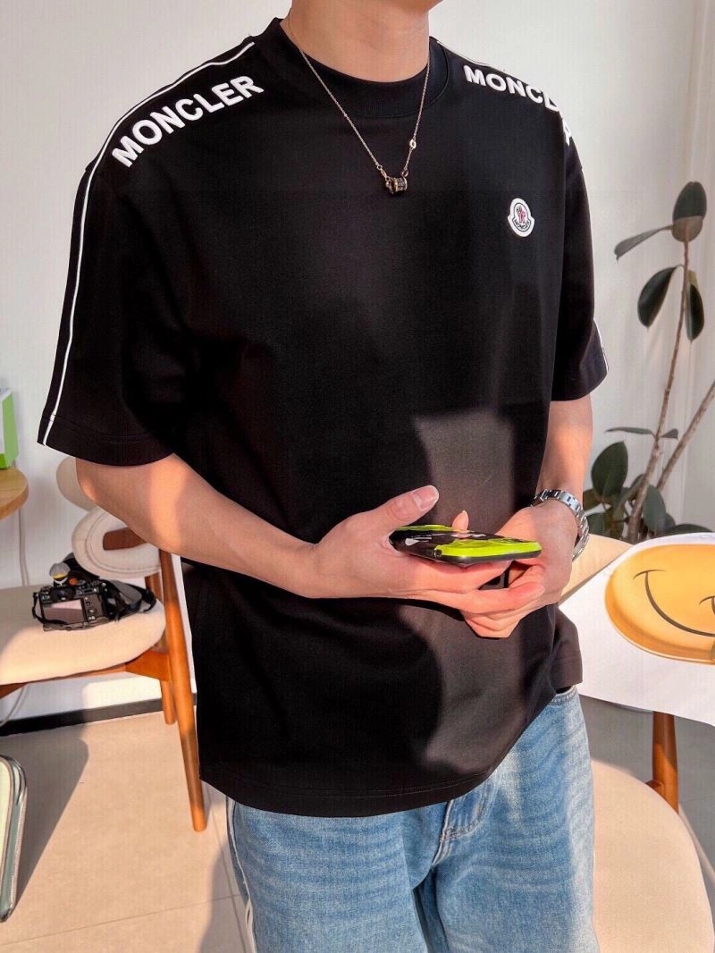 Moncler T-Shirts DailyWear 140434