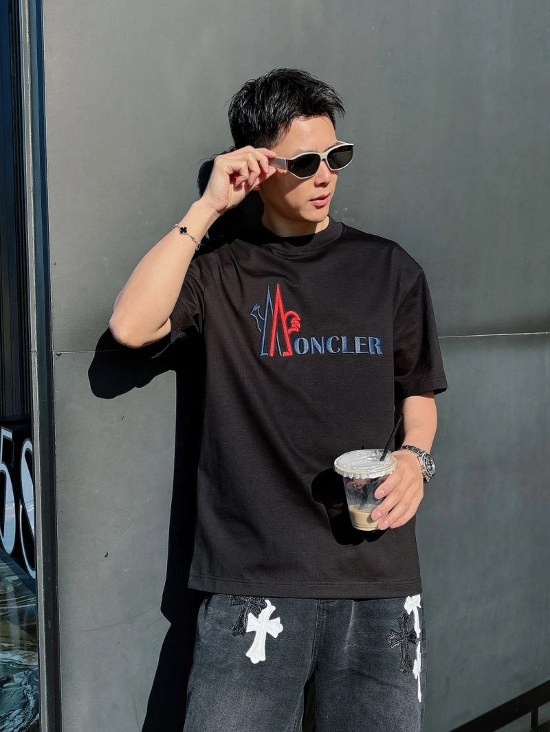 Moncler T-Shirts FreshLook 140437