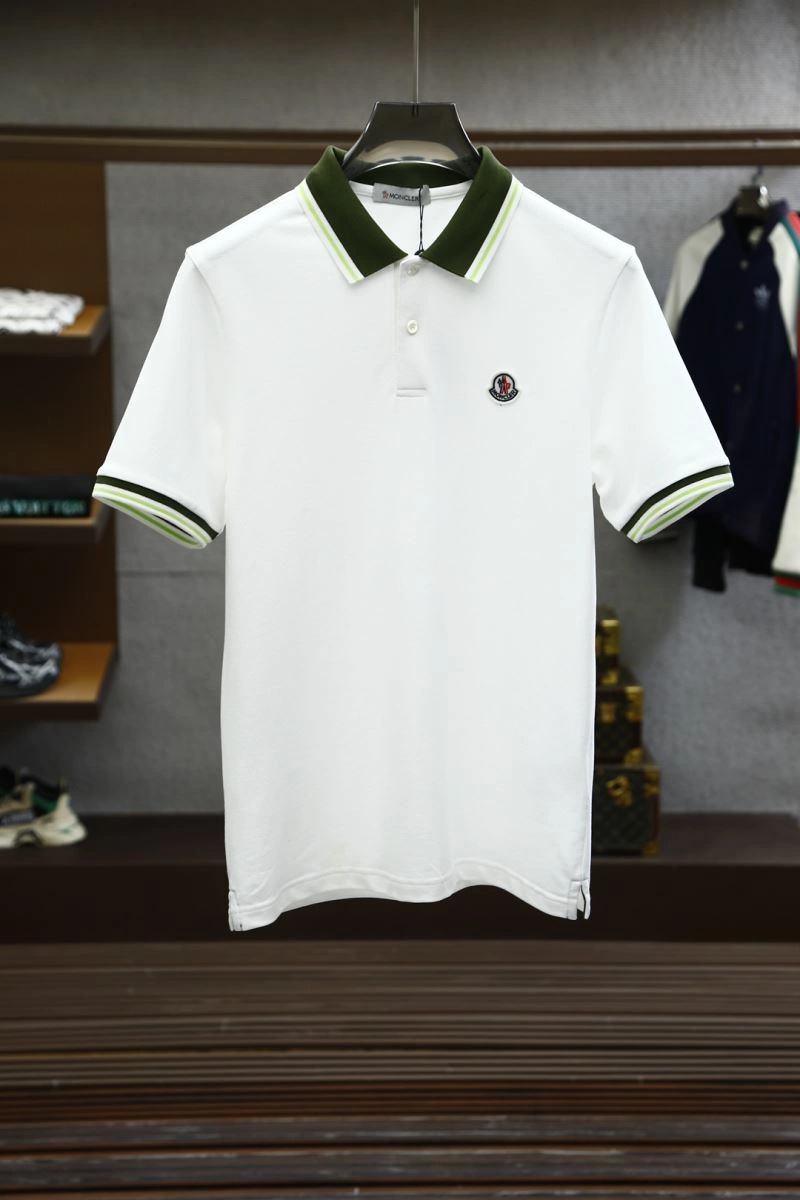 Moncler T-Shirts Comfortable 140432