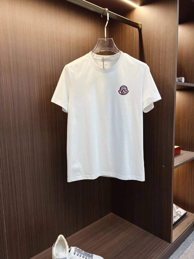 Moncler T-Shirts SunProtective 140431