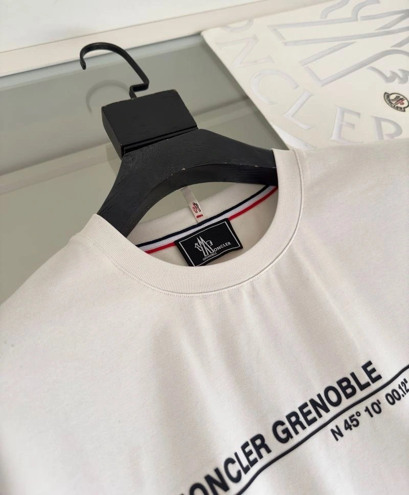 Moncler T-Shirts Packable 140412