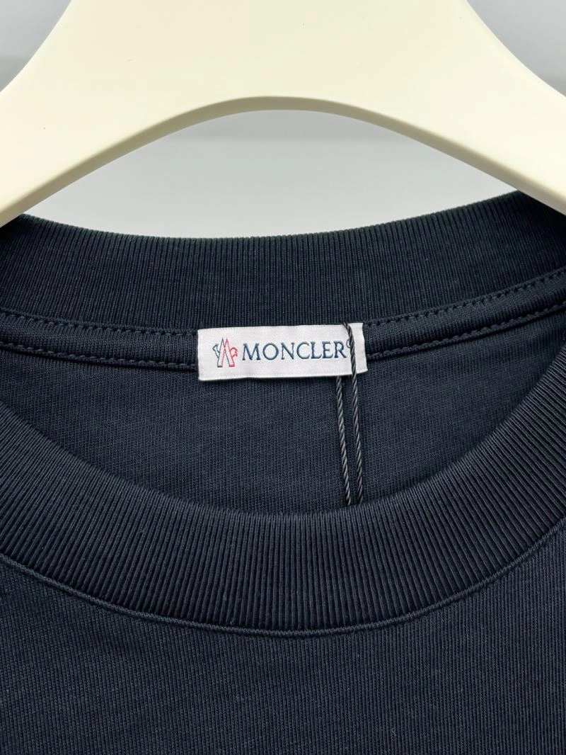 Moncler T-Shirts Durable 140404