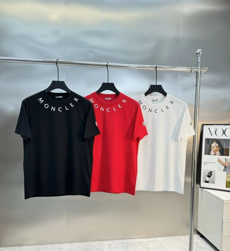 Snug Moncler T-Shirts 140403