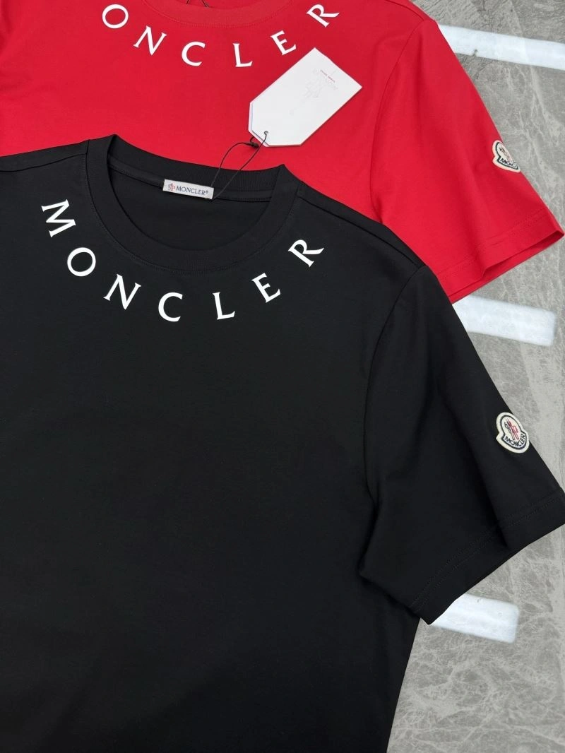 Snug Moncler T-Shirts 140403