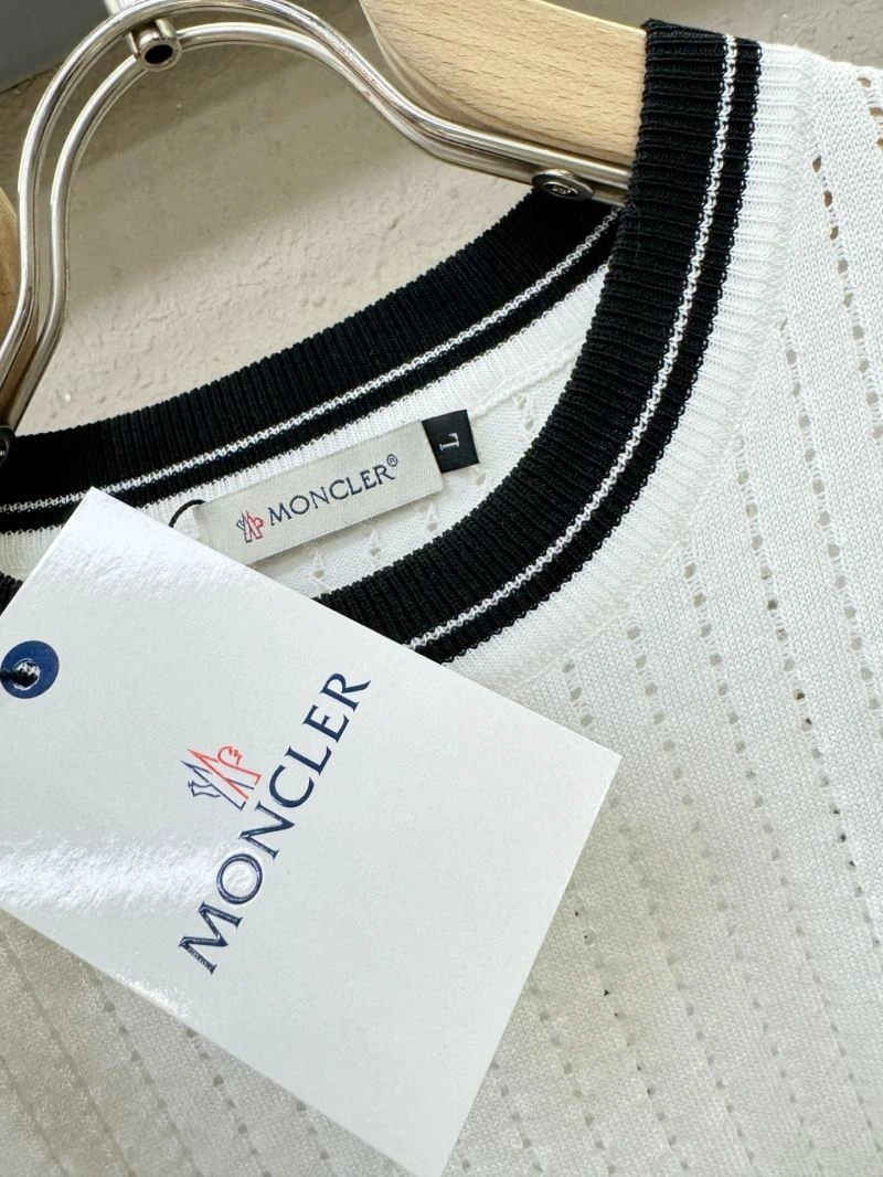 Moncler T-Shirts ZeroBulk 140402
