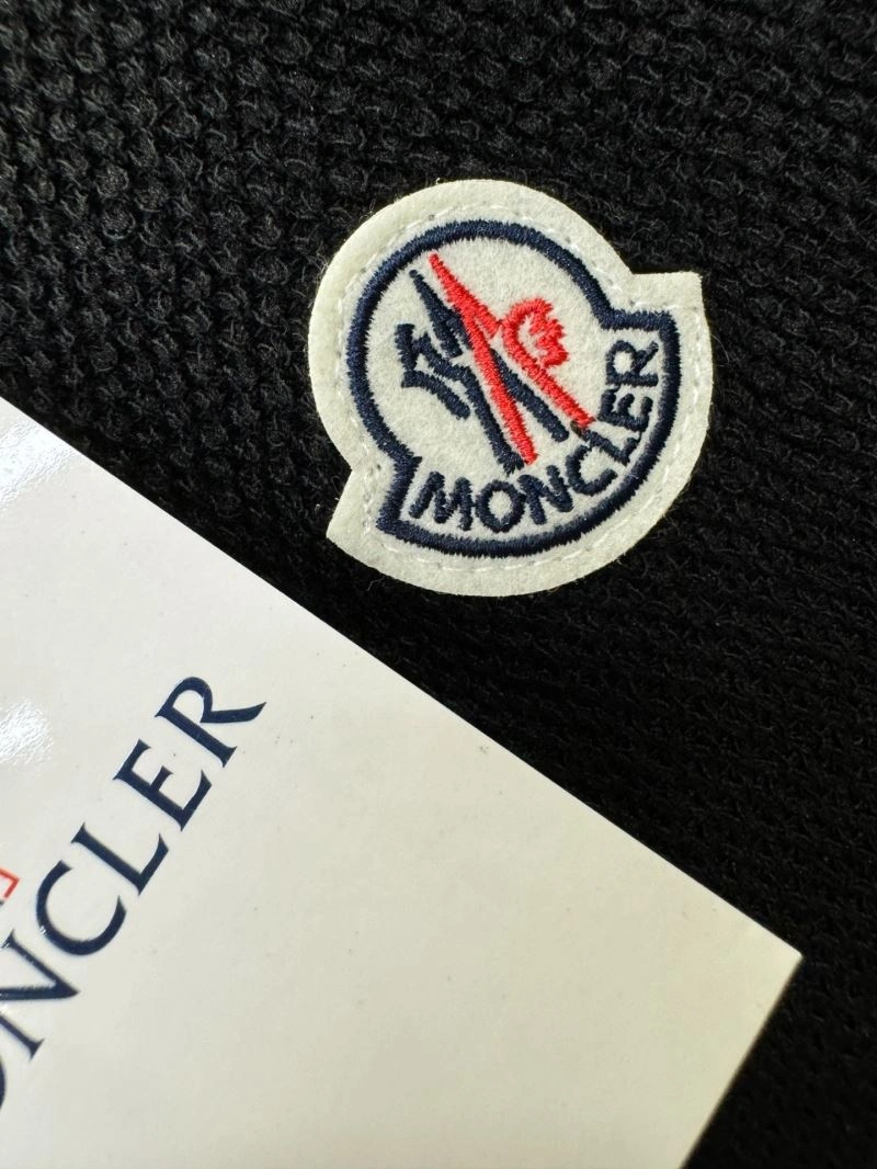 Vibrant Moncler T-Shirts 140398