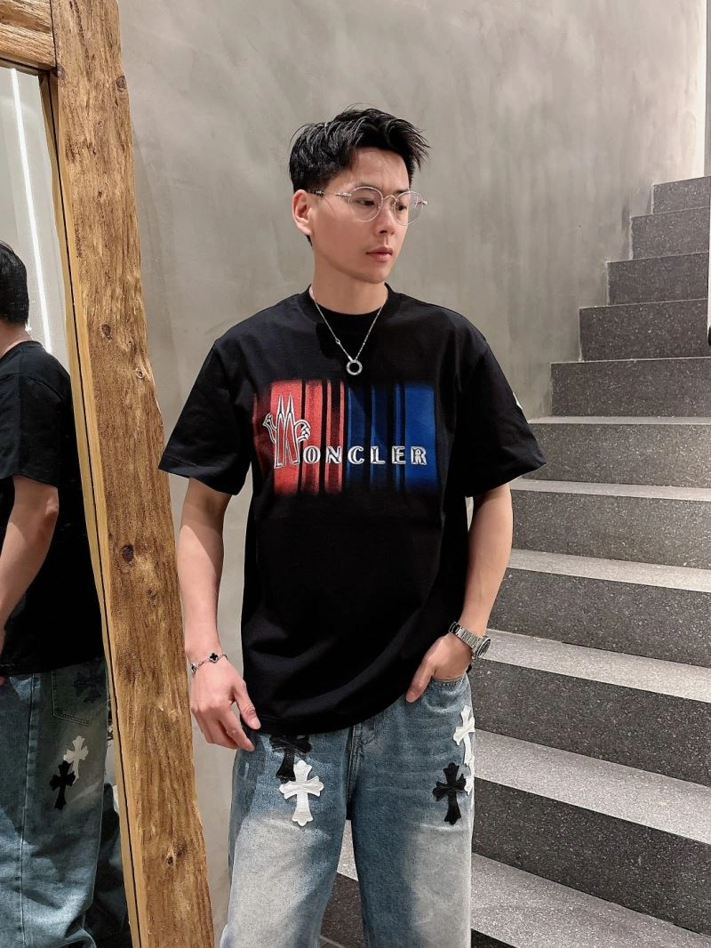 Practical Moncler T-Shirts 140394