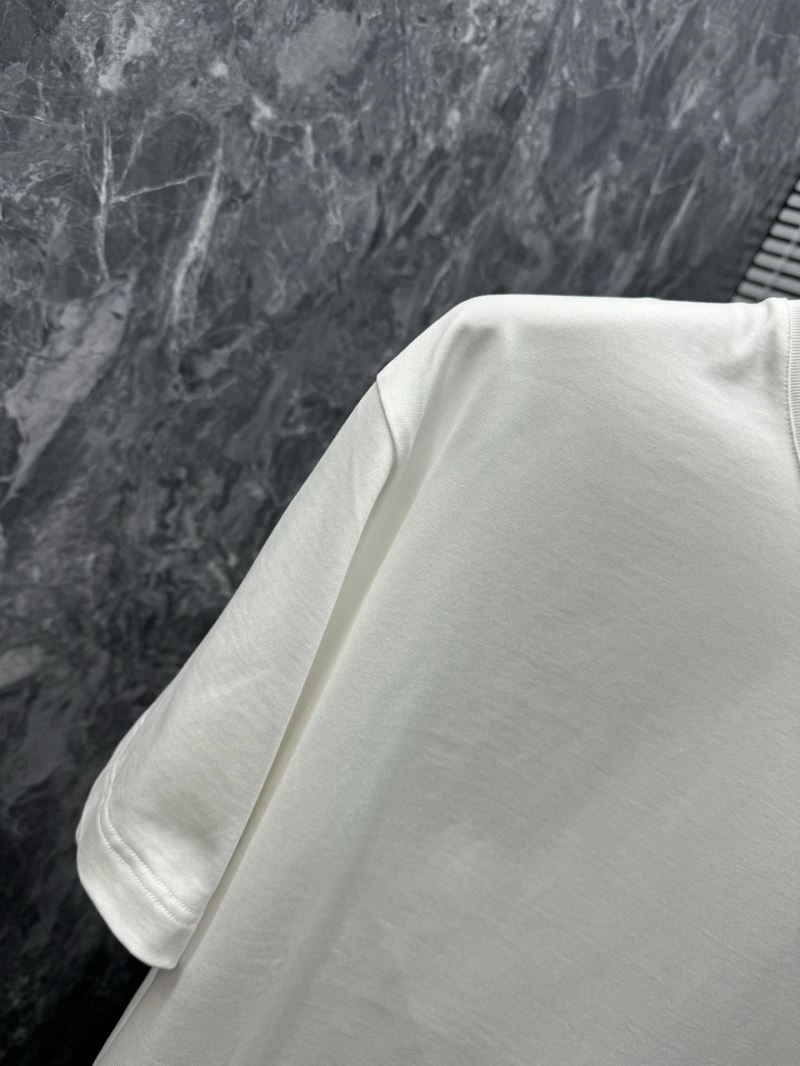 Moncler T-Shirts FashionForward 140380