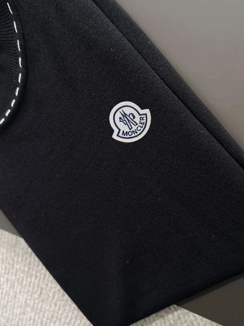 Stretchable Moncler T-Shirts 140387