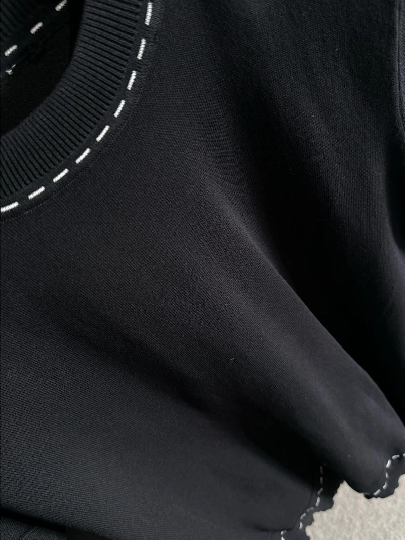Stretchable Moncler T-Shirts 140387