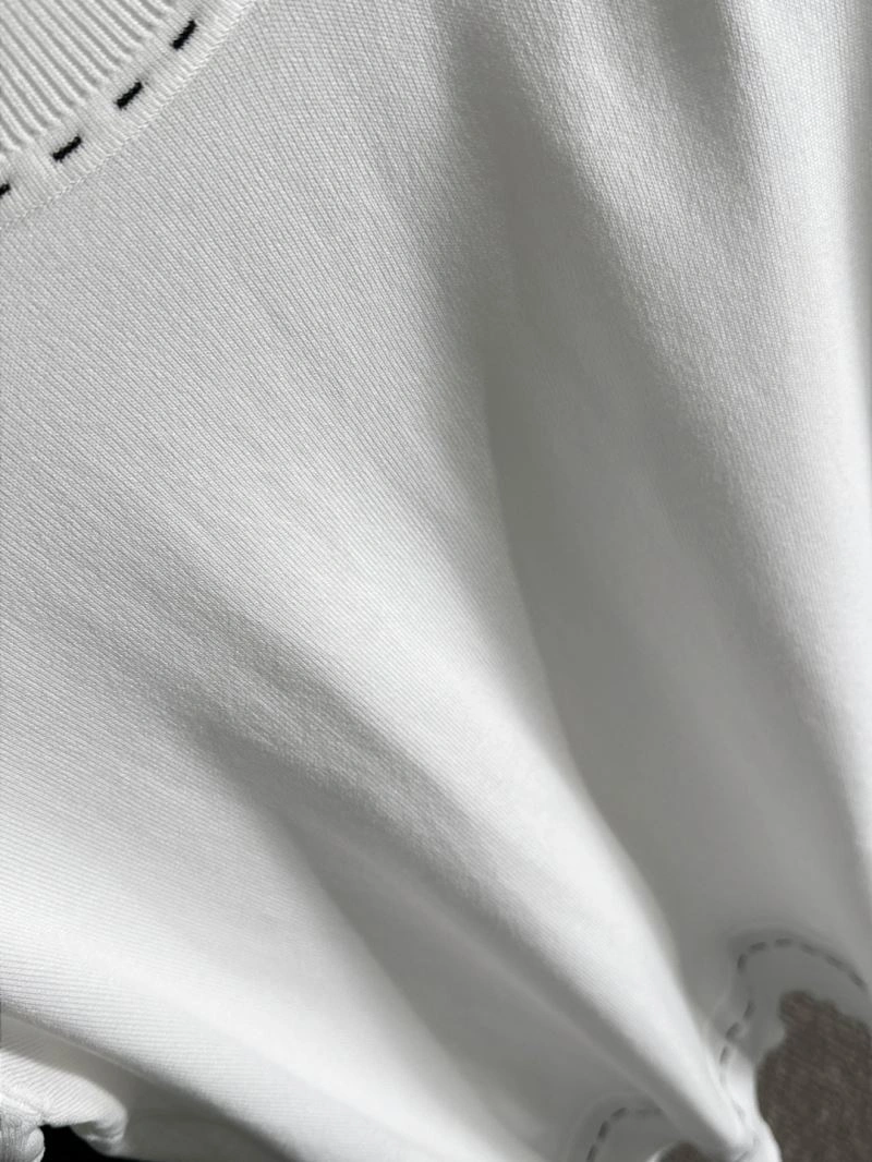 Trendy Moncler T-Shirts 140395