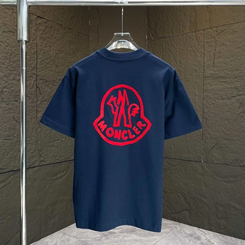 Effortless Moncler T-Shirts 140374