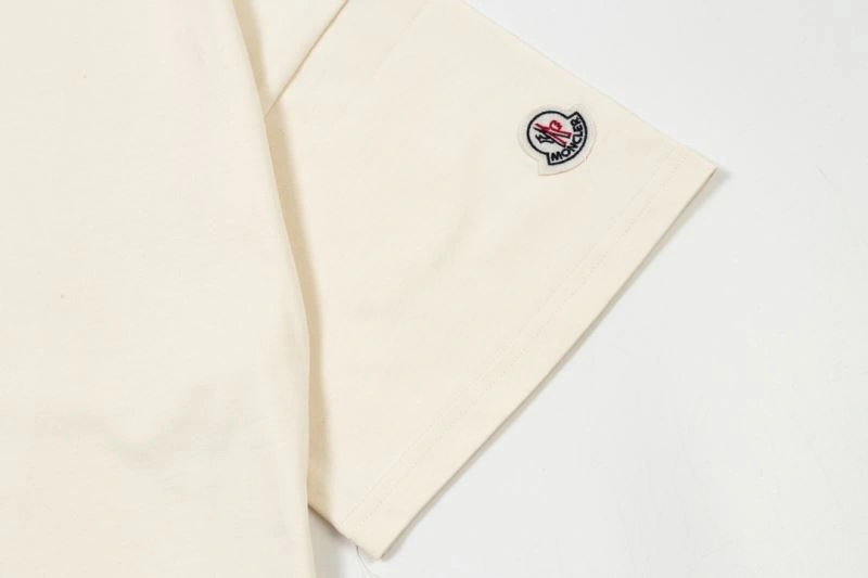 Supportive Moncler T-Shirts 140111