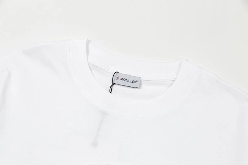 Moncler T-Shirts Sophisticated 140120