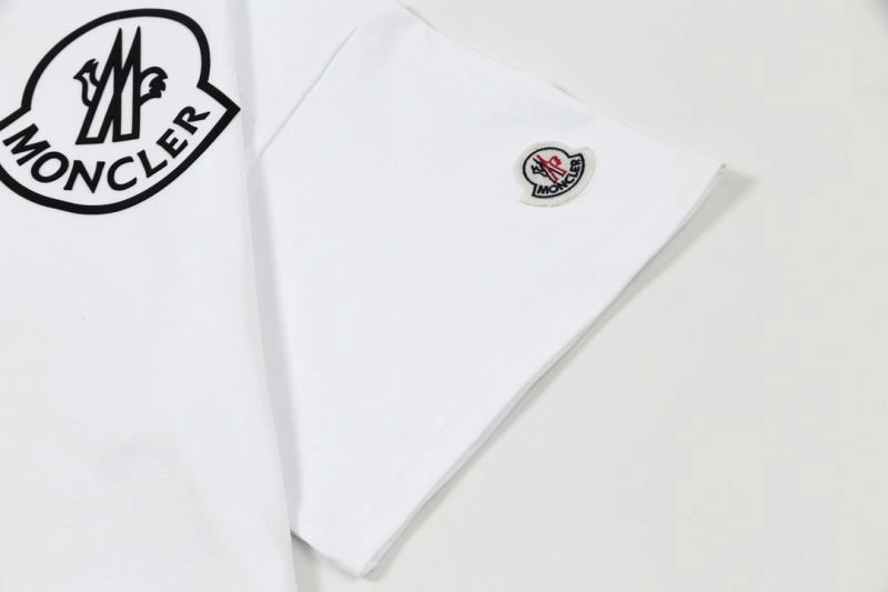 Sporty Moncler T-Shirts 140103
