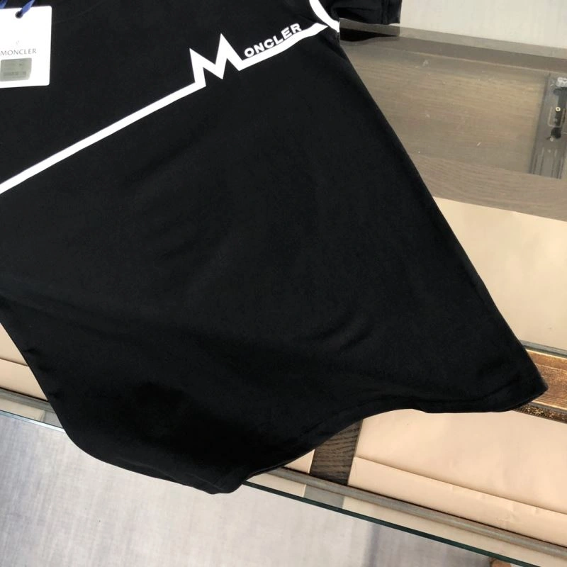 Moncler T-Shirts Bold 140101
