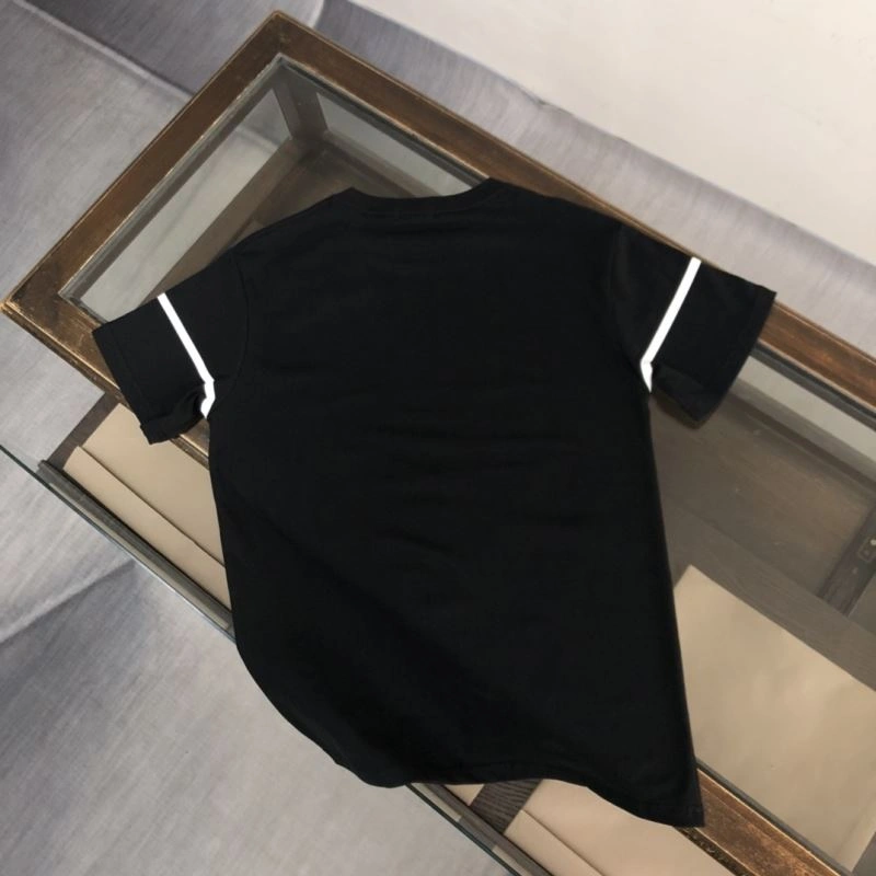 Moncler T-Shirts Bold 140101