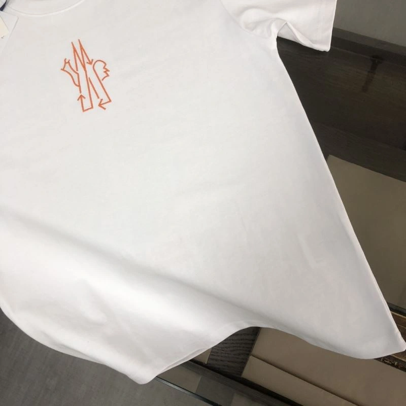 Moncler T-Shirts Breathable 140098
