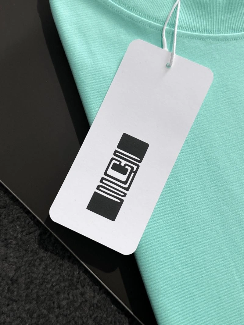 Snug Moncler T-Shirts 140090
