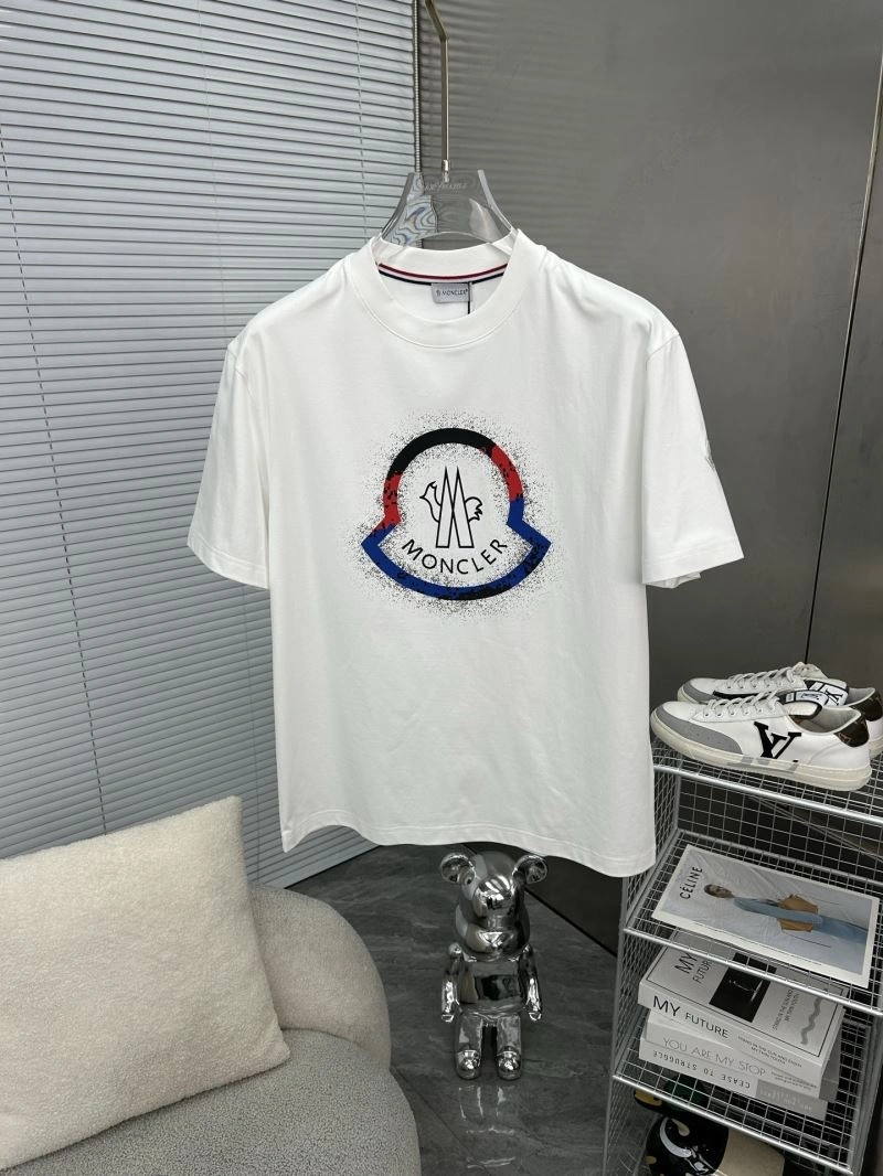 Moncler T-Shirts Unisex 140095