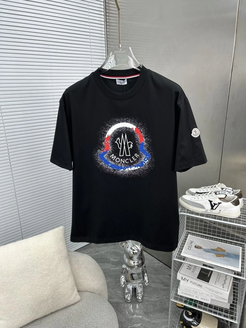 Moncler T-Shirts Unisex 140095