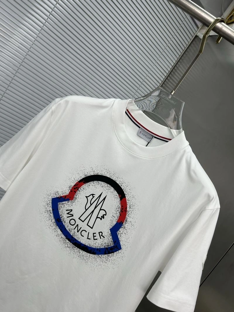 Moncler T-Shirts Unisex 140095