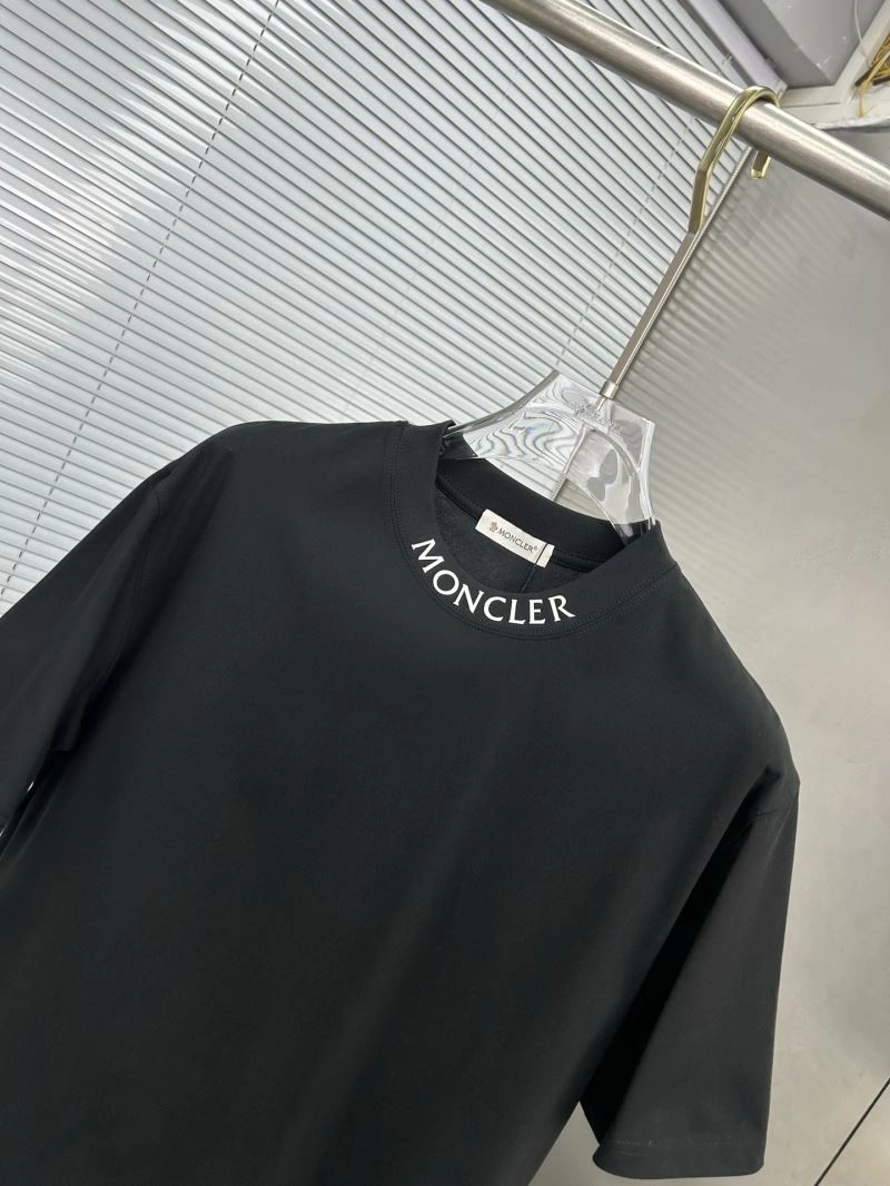 Moncler T-Shirts MultiPurpose 140091