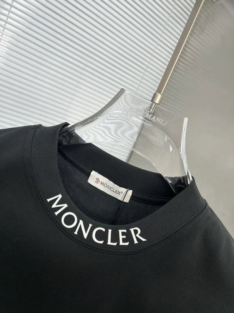 Moncler T-Shirts MultiPurpose 140091