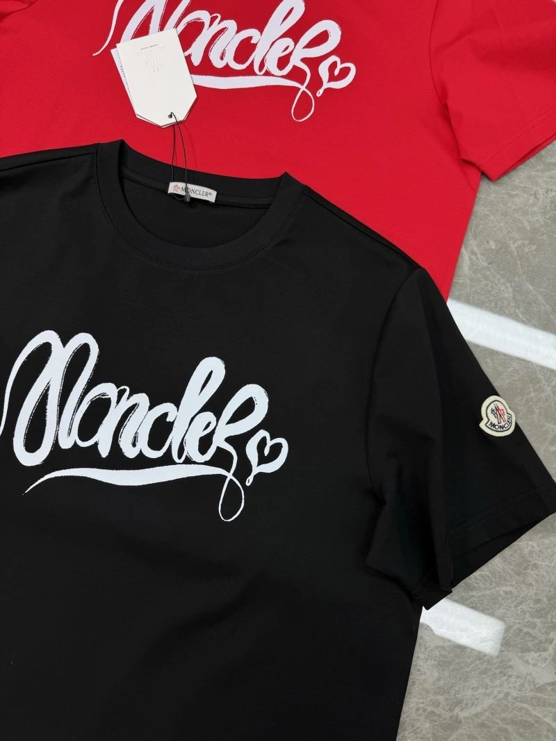 Moncler T-Shirts UrbanChic 140082