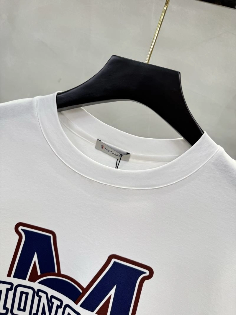 Moncler T-Shirts Modern 140081