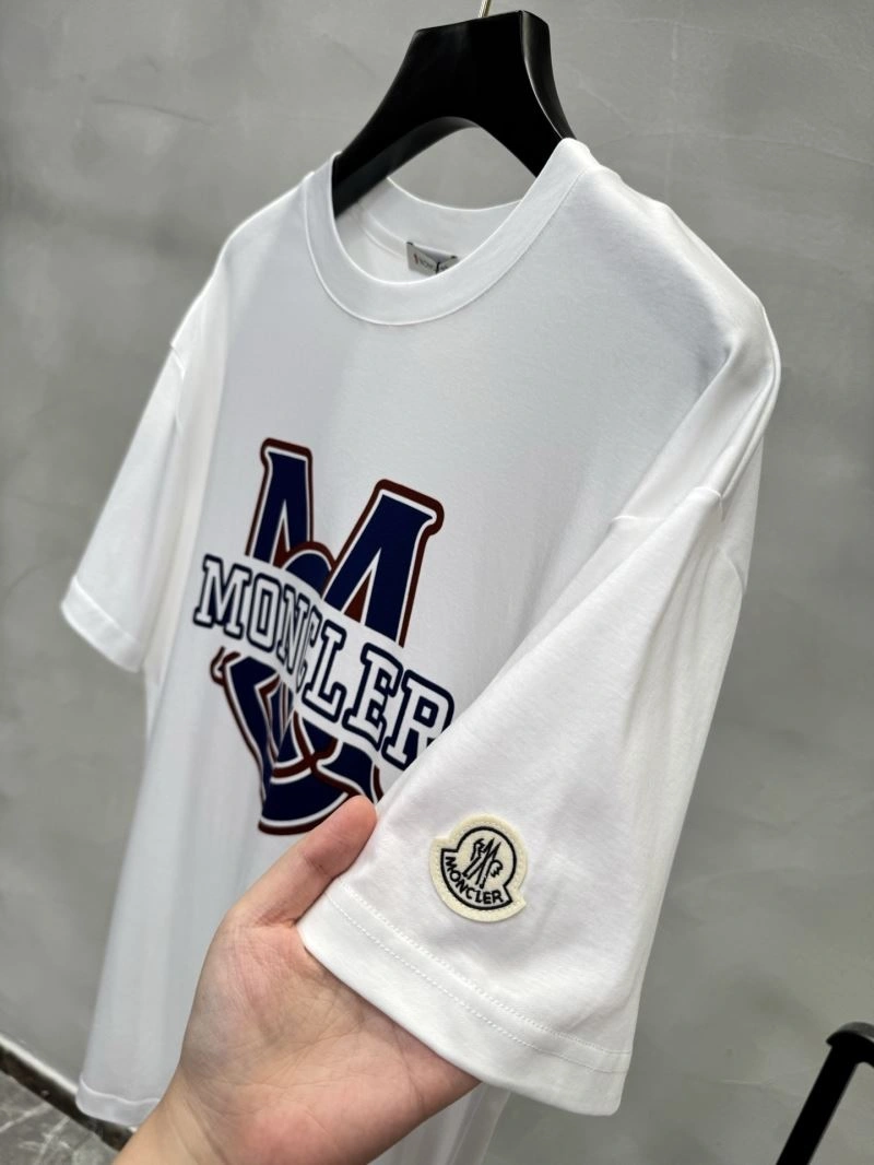 Moncler T-Shirts Modern 140081