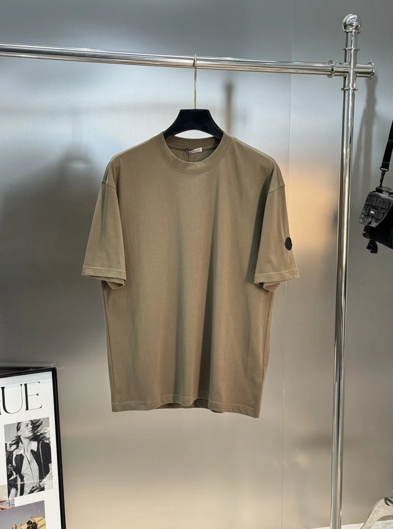 ZipUp Moncler T-Shirts 140078
