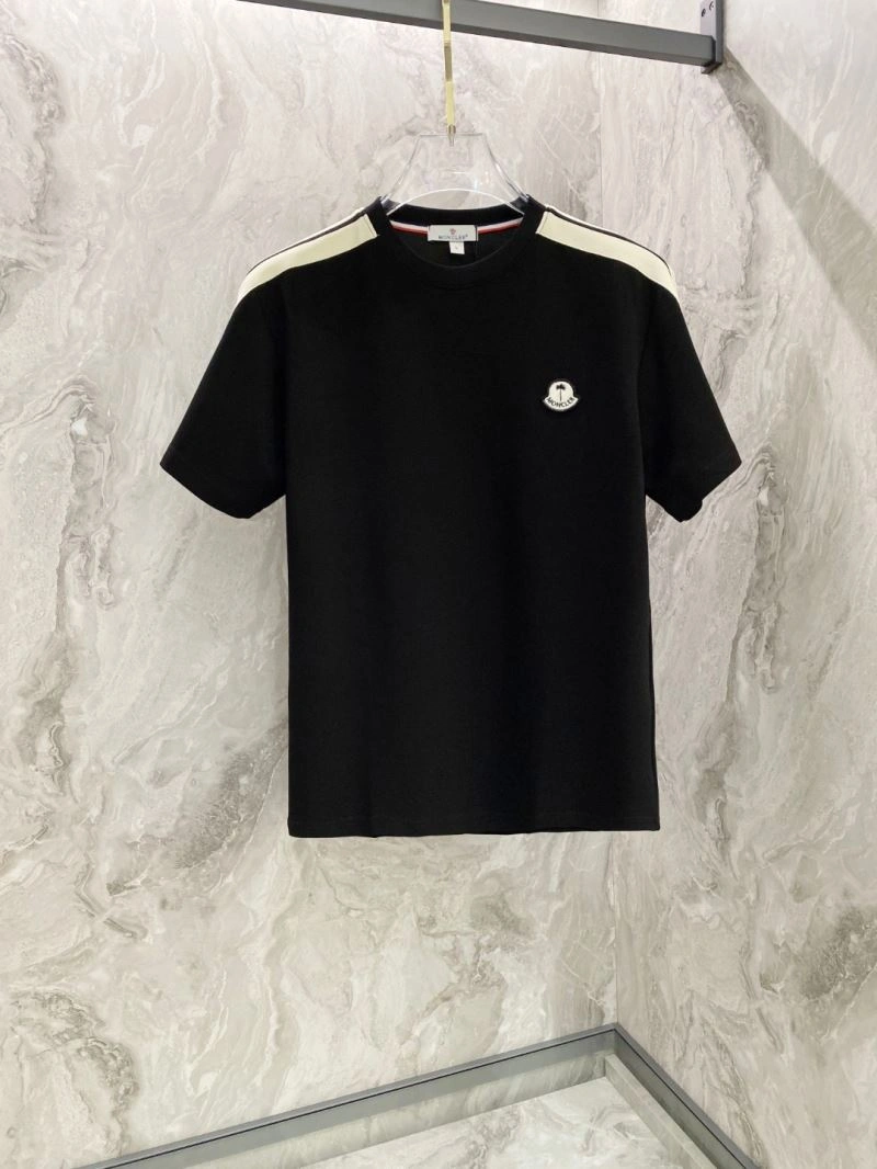 Moncler T-Shirts EyeCatching 140075