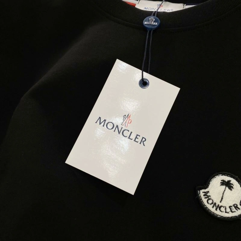 Moncler T-Shirts EyeCatching 140075