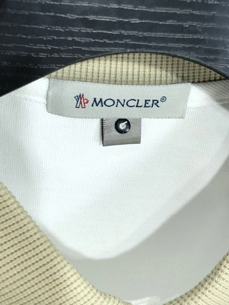 Durable Moncler T-Shirts 140068